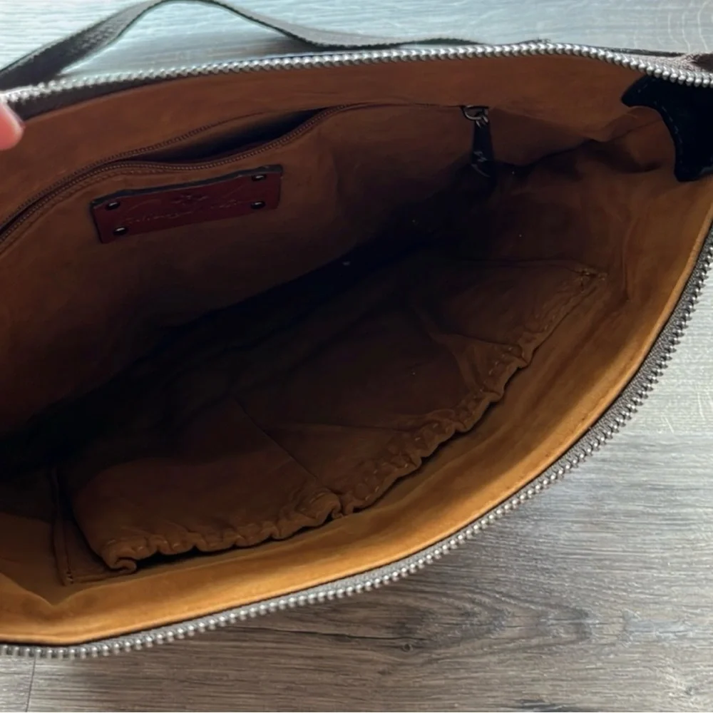 Patricia Nash Floral Crossbody Bag - Picture 13 of 17